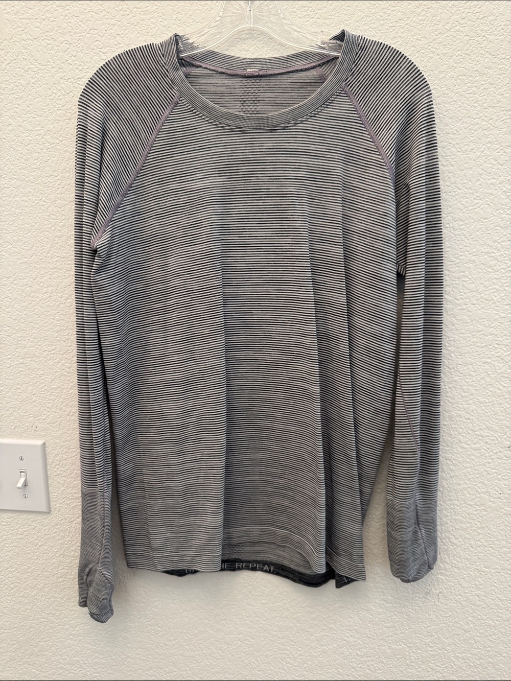 Women’s Gray Striped Long-Sleeve